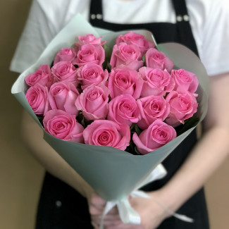 21 розовая роза 40 см