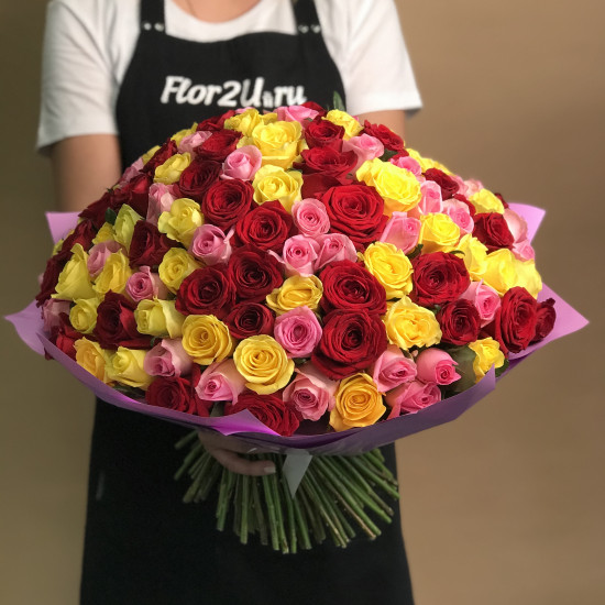 Букеты из роз Букет из 151 розы (50 см)